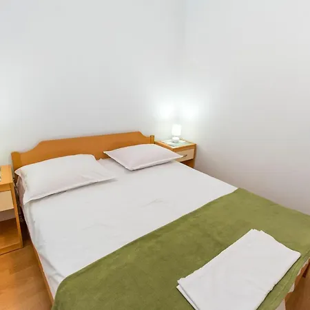 Anica Apartment
